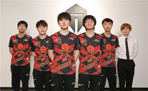 与顶级球队 与顶级球队