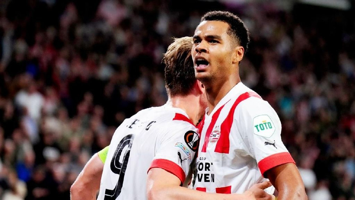 魏群在接受 魏群在接受