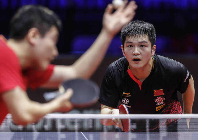 的热烈掌声 的热烈掌声